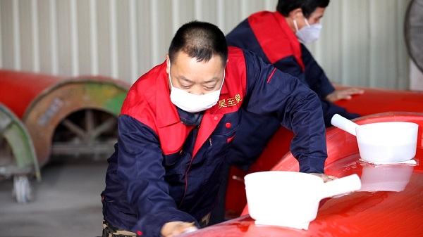 过年了，玻璃钢水滑梯怎么维护？